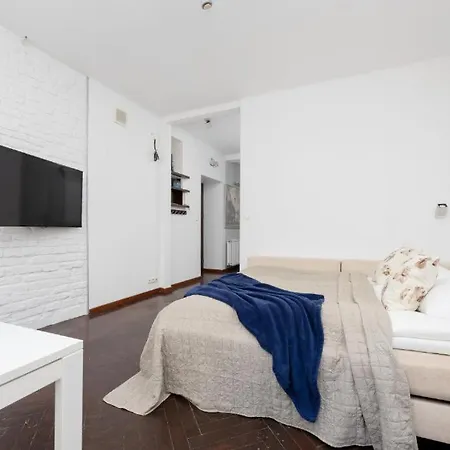 Cozy Old Town Apartment